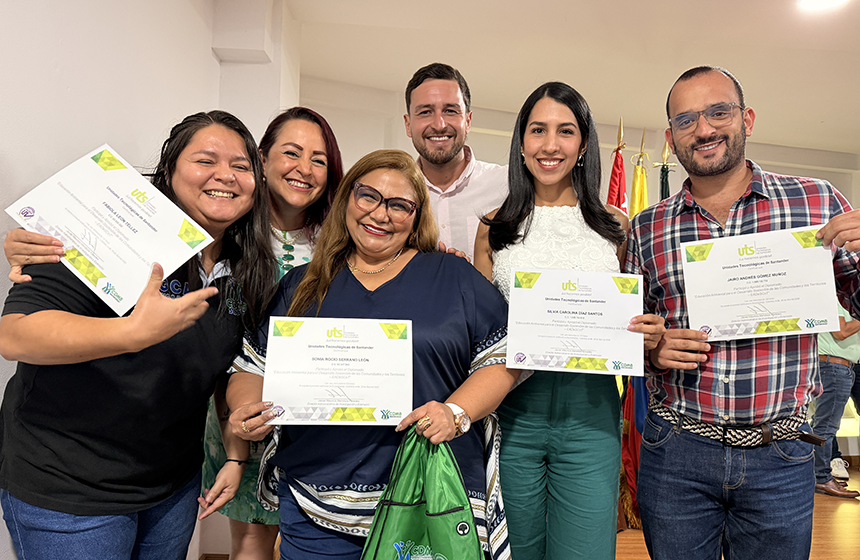 75 nuevos líderes ambientales se gradúan de la alianza CDMB y UTS